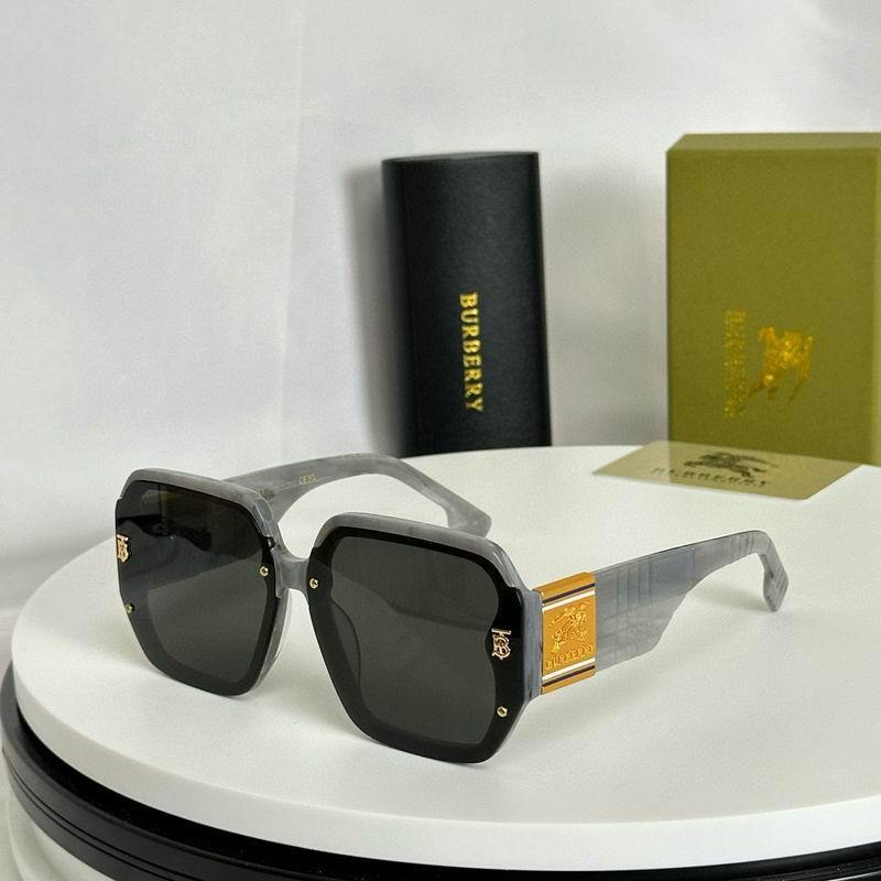 Burberry Sunglasses 241